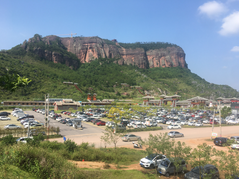 銅石嶺景區南門生態停車場建設后.png